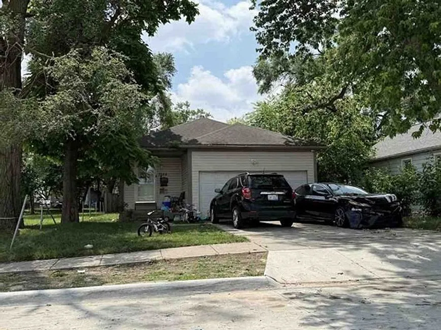7584 Continental Ave photo 1