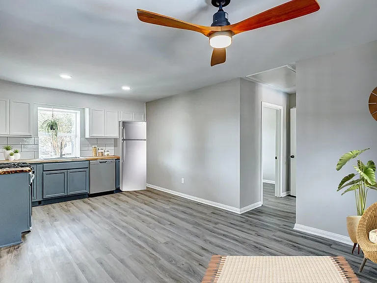 5219 Lookout Mountain Dr — Photo 38