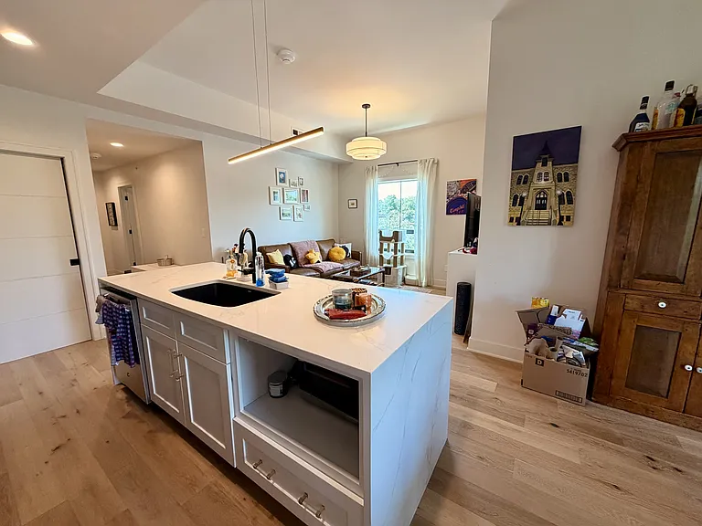 200 W Gregory Blvd #103 — Photo 12