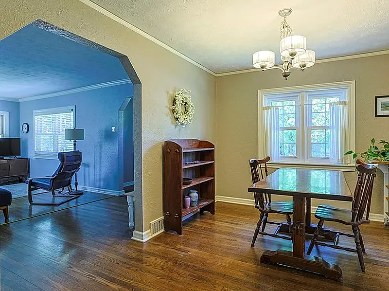 103A Chatham Dr — Photo 7