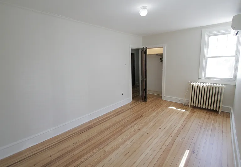 804 W 21st St — Photo 13