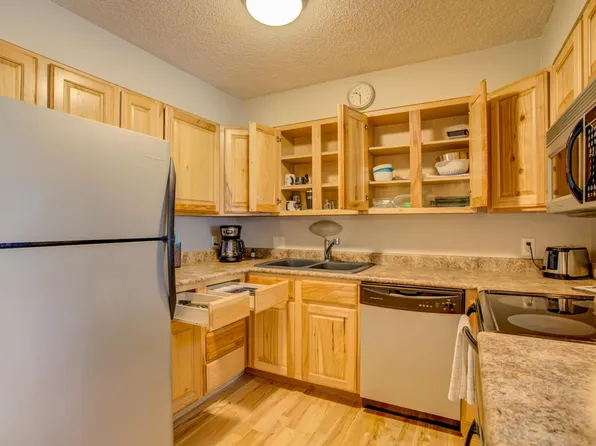 335 Wright St #11-307, Denver, CO 80228