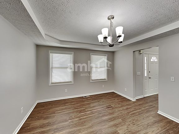 4th image of 101 Zackary Dr