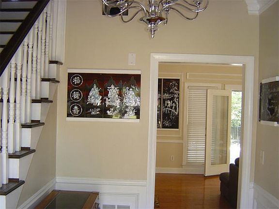 2 story foyer