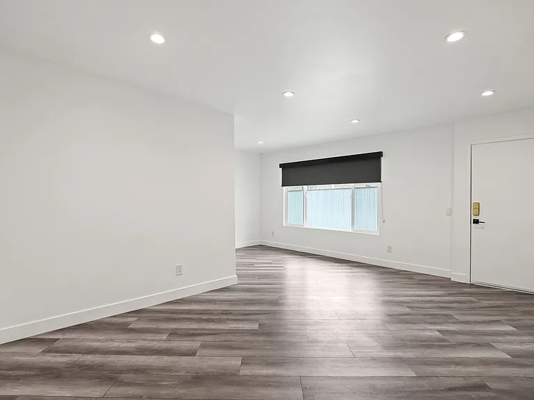6307 Elgin Street Apartments — Photo 30