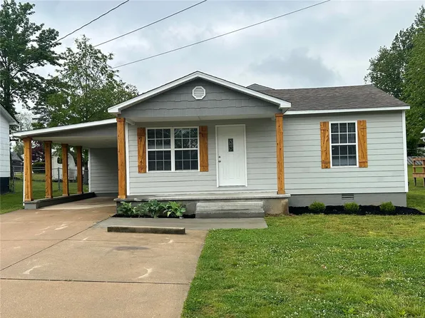 2313 Perkins Dr, Poplar Bluff, MO 63901