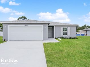1722 SW Hilola Ln, Pt Saint Lucie, FL 34953