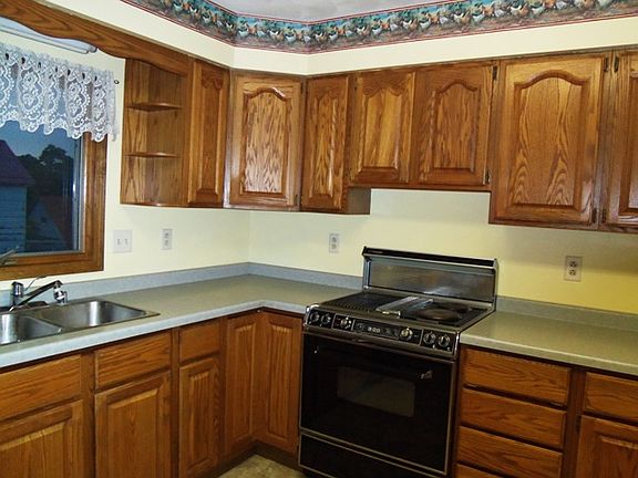 Kitchen with lots of 
