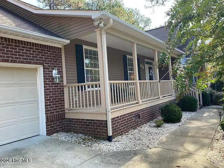 45 Live Oak Ln — Photo 2