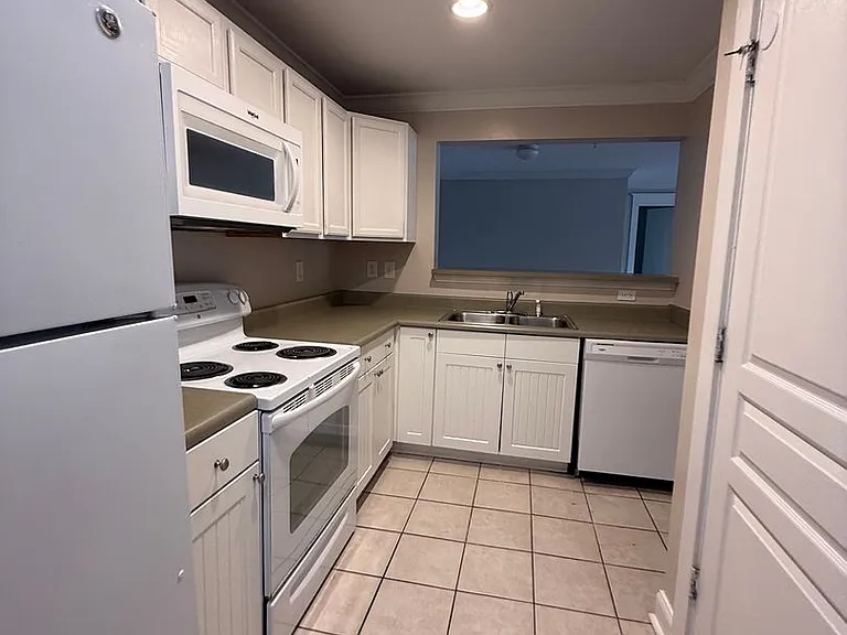 3704 Spruce Ridge Way #2024 — Photo 14