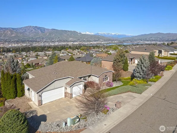 946 Briarwood Drive, East Wenatchee, WA 98802