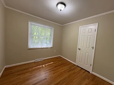 408 Wilson St — Photo 13