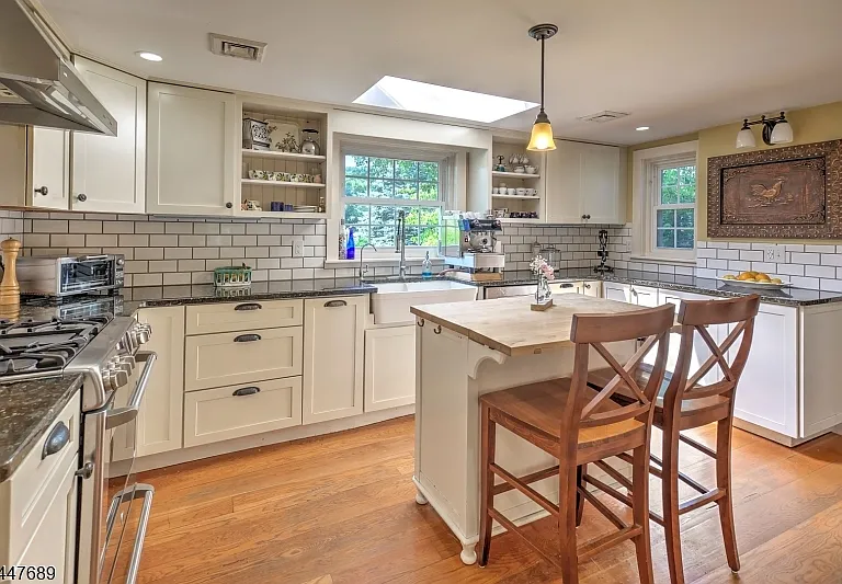 17 Hollow Brook Rd — Photo 8