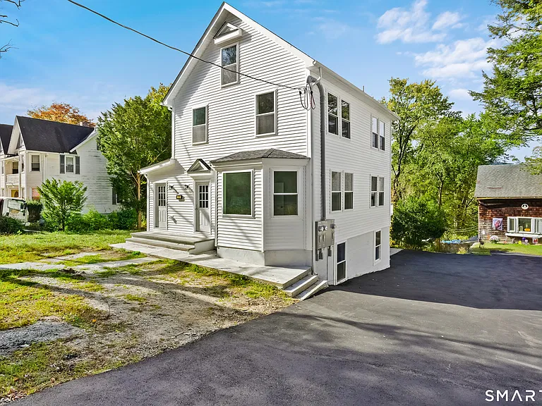 173 Wellsville Ave #B — Photo 2