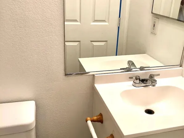 6062 Saint Petersburg Dr, Las Vegas, NV 89142