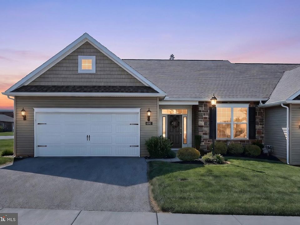 1st image of 600 Cypress Dr #57