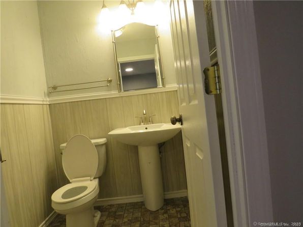 24 High Path Rd #24, Windsor, CT 06095