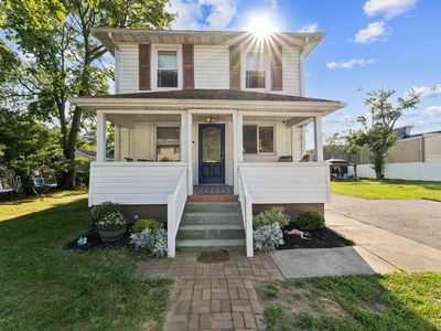 90 Redmond Avenue, Bay Shore, NY, 11706