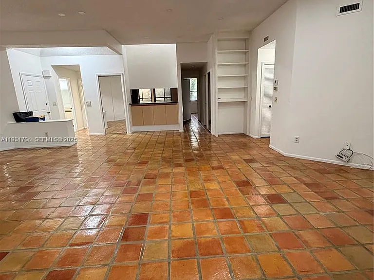 7460 La Paz Blvd #310 — Photo 21