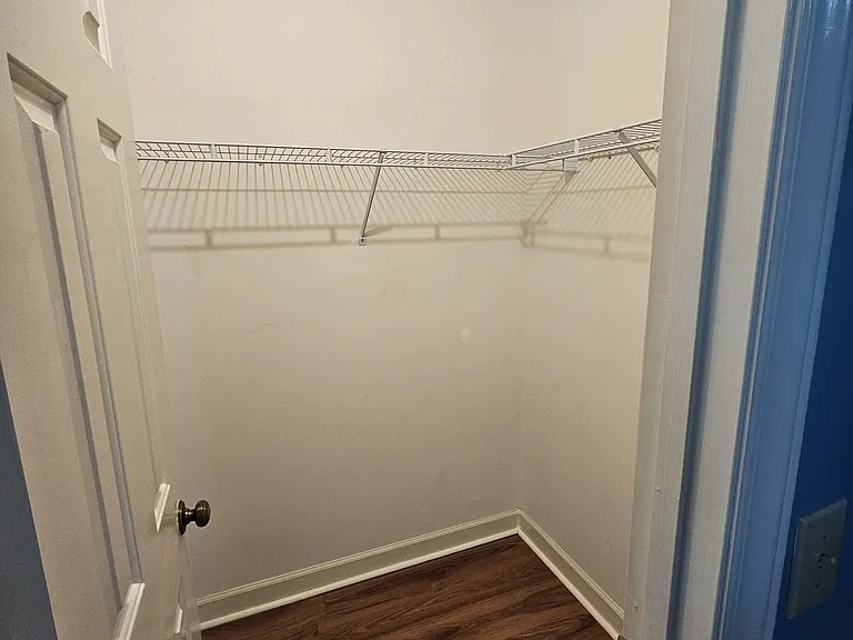 6902 Persimmon Pl — Photo 10