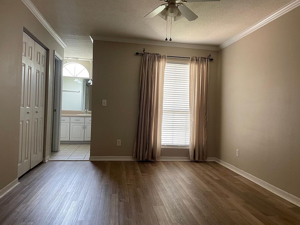 Master suite, full bath, two closets. Fits King size bed.