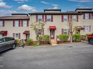 194 Gray Station Rd, Johnson City, TN 37615