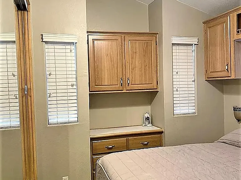 11439 S Maria Rosa Dr — Photo 14
