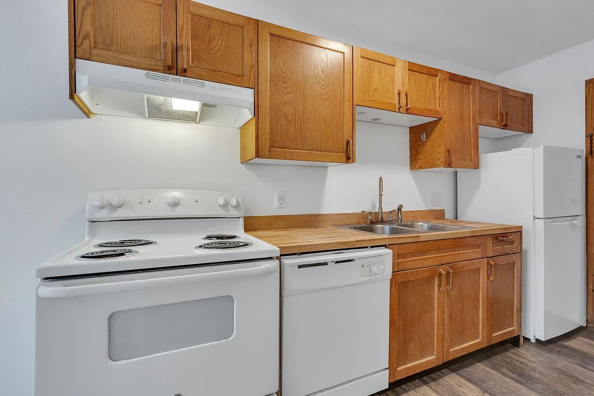 Building Photo - Canyon Crest Apartments
