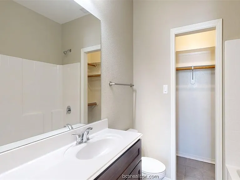 2021 Harvey Mitchell Pkwy S — Photo 18