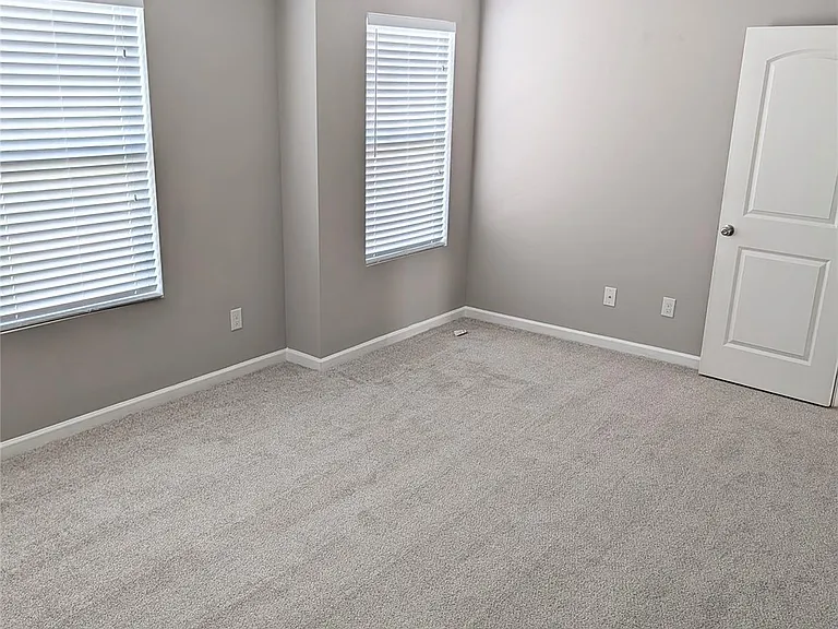 4031 Huntley Glen Dr — Photo 5