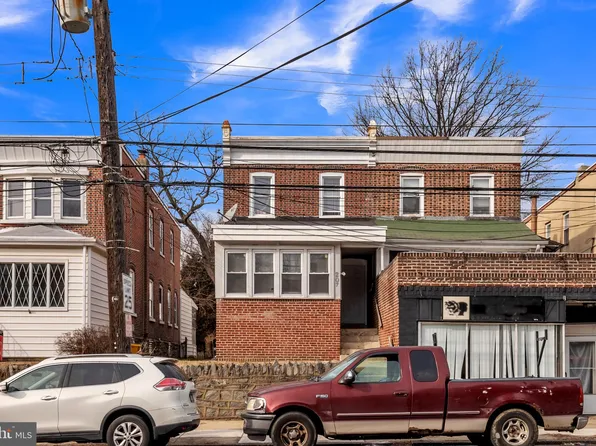 207 Macdade Blvd, Collingdale, PA 19023