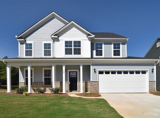 140 Fleming Dr, Statesville, NC 28677