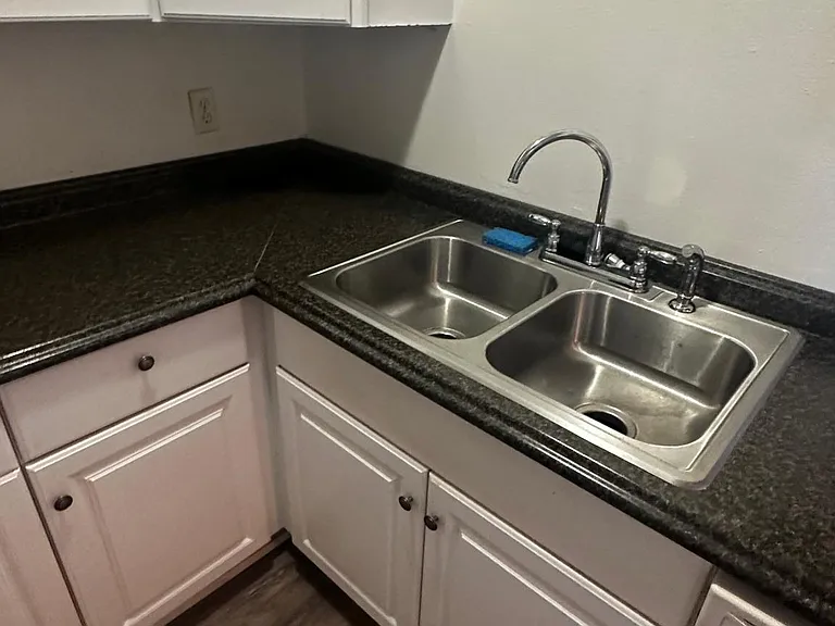 1315 Estes St #16-C — Photo 6