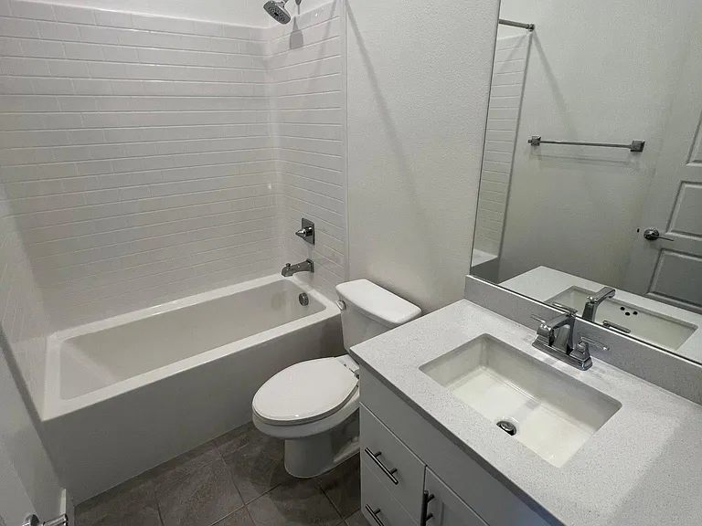 1033 Sage Ln — Photo 7