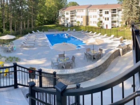 Pine Ridge Apartments | 4388 Pine Ridge Pkwy NE, Grand Rapids, MI