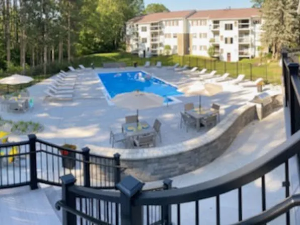 Pine Ridge Apartments