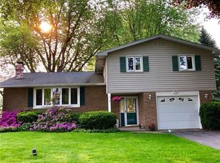 879 E Alaura Dr, Alden, NY 14004