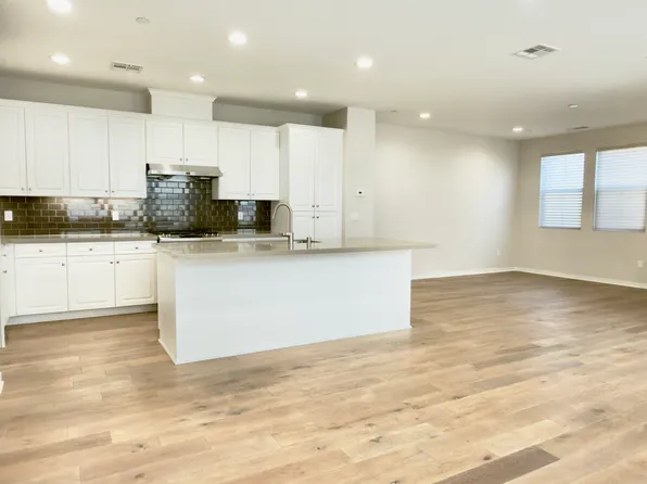 130 Greenleaf Dr, Walnut, CA 91789