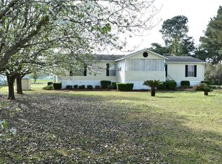 1379 Ralph Bell Rd, Summerton, SC 29148
