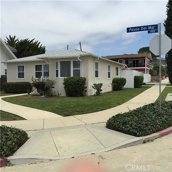 962 W Paseo Del Mar