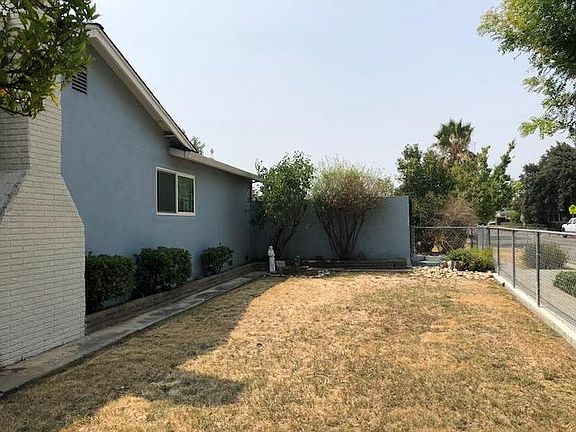 5th image of 2771 Plumas Dr