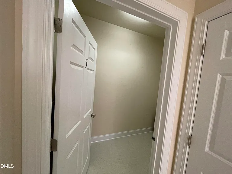 10411 Rosegate Ct #3 — Photo 49