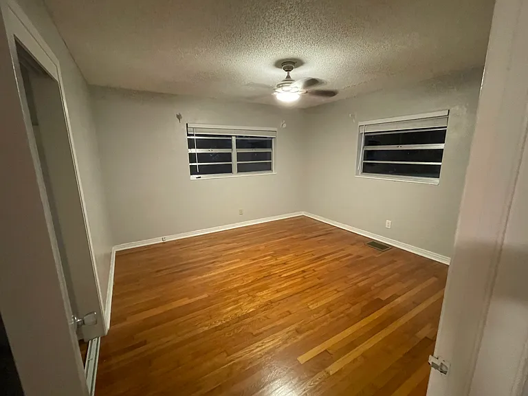 4802 W San Jose St — Photo 4