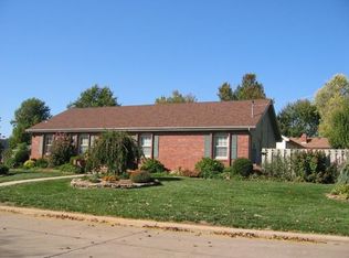 3447 S Rogers Ave, Springfield, MO 65804