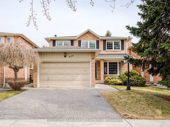 1111 Deer Run, Mississauga, ON L5C 3P7