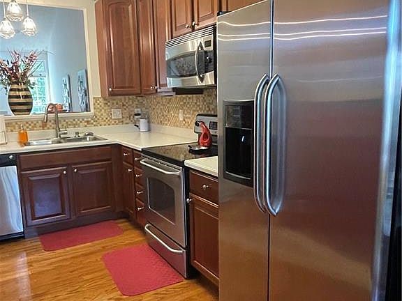 4th image of 4178 Tangletree Ct