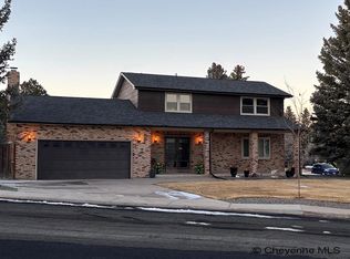 900 Vandehei Ave, Cheyenne, WY 82009