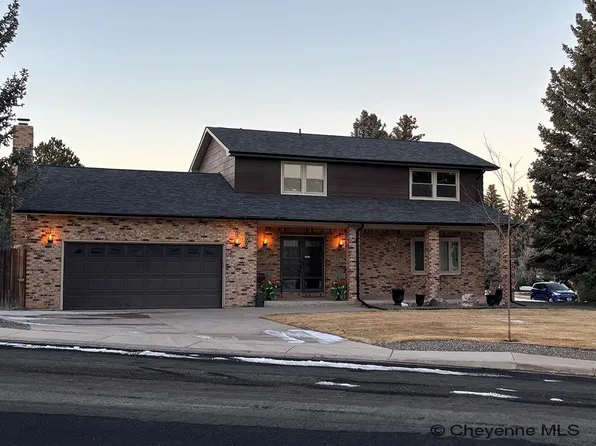 900 Vandehei Ave, Cheyenne, WY 82009