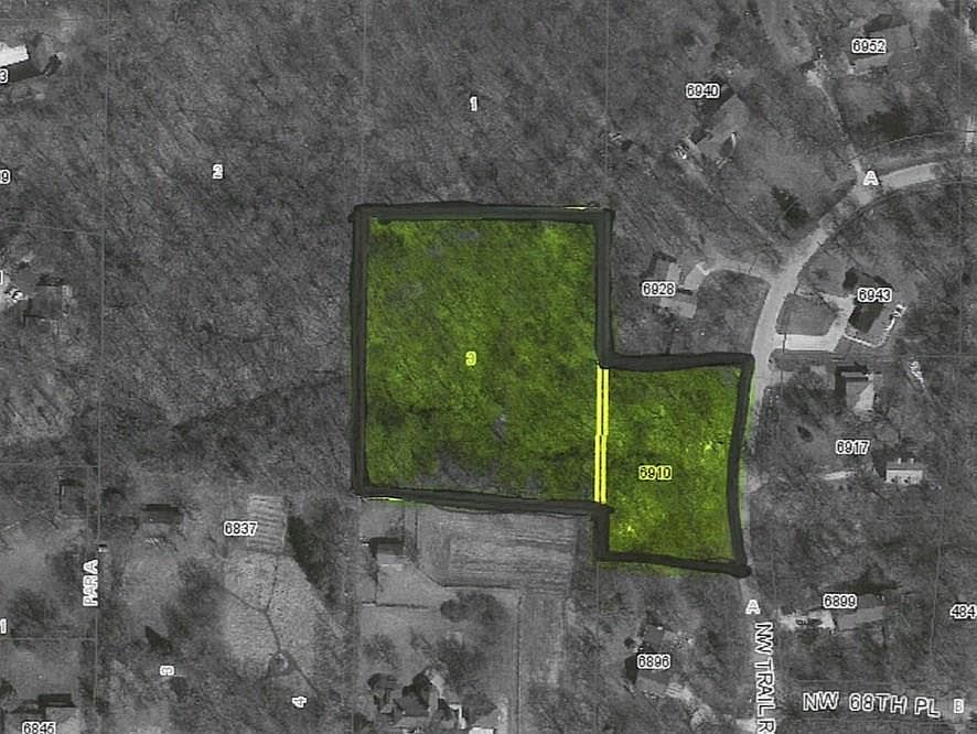 2nd image of 6910 NW Trail Ridge Dr