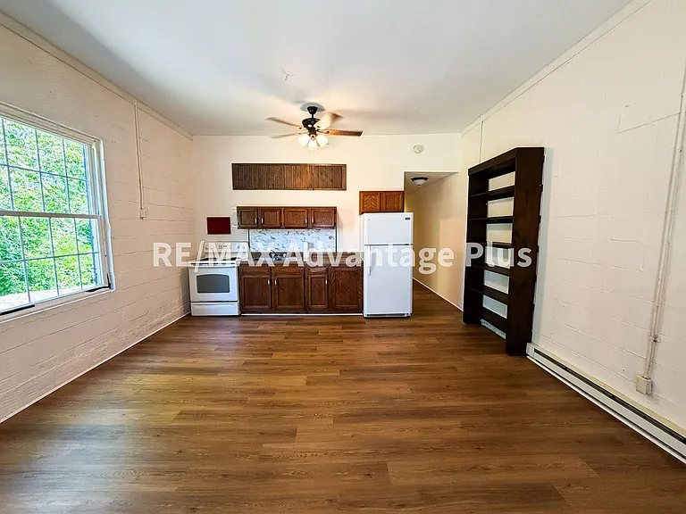 95 Prospect Rd — Photo 2